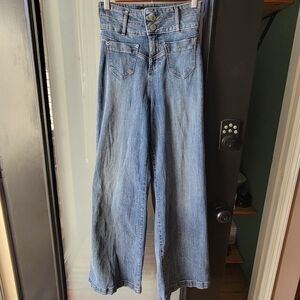 EXPRESS WIDE LEG JEANS SUPER HIGH RISE 2P Width Waistband Stretch Waist 23" in